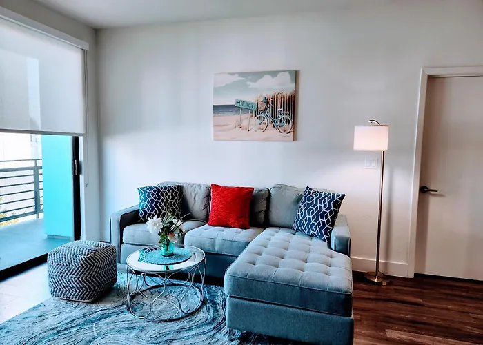Studios at Marina del Rey/ Venice Beach